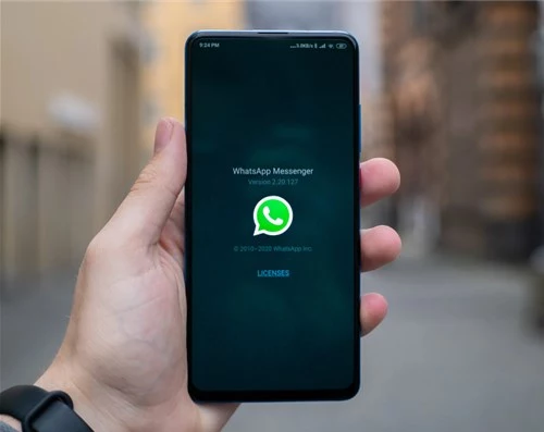 String Repeater Whatsapp di Android