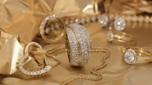 Tampil Cantik dengan Koleksi Perhiasan Gallery Kohinoor